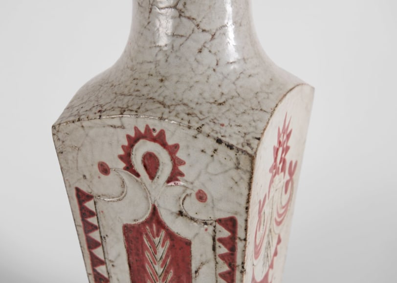 Derval Vase