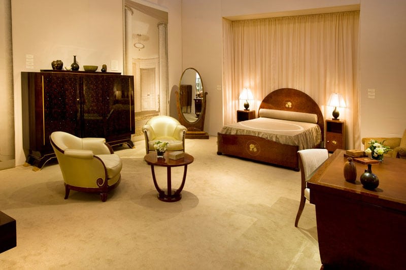 The International Fine Art &amp; Antiques Dealer Show