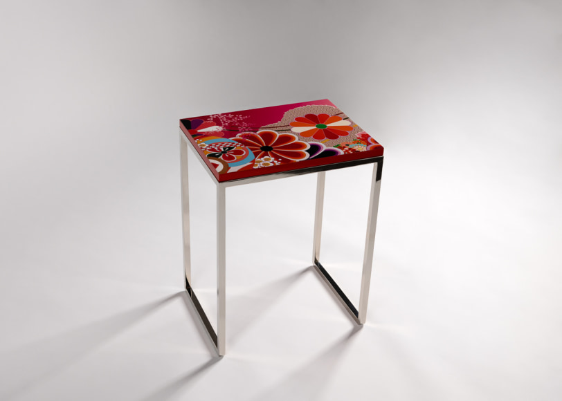 Kiku, High Gloss Side Table