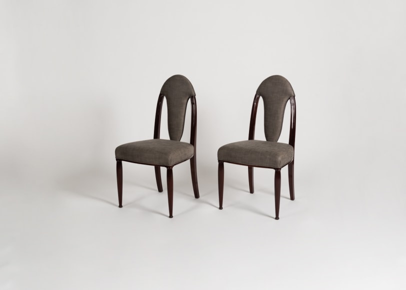 Dim chairs