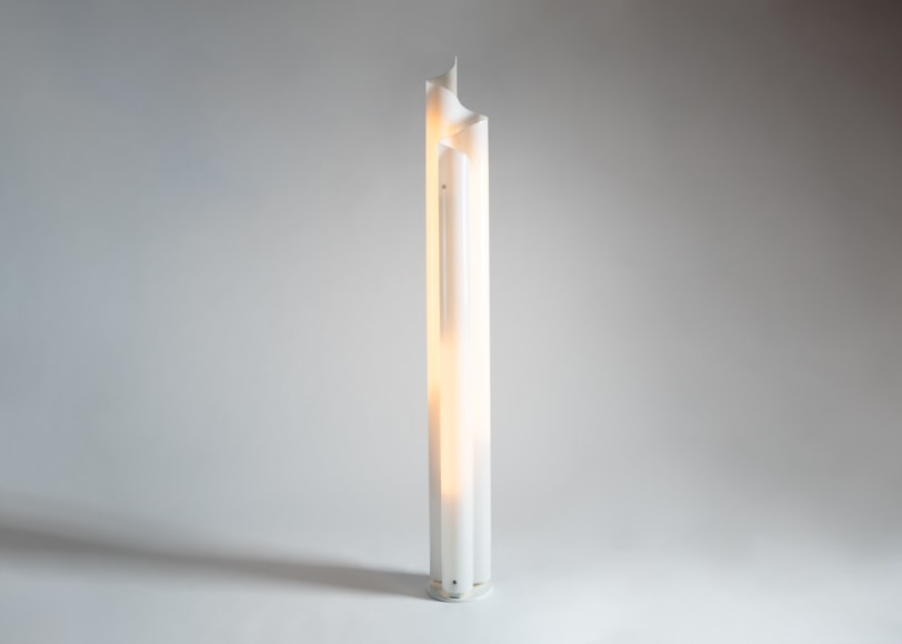 Mezza Chimera Wave-Patterned Table Lamp