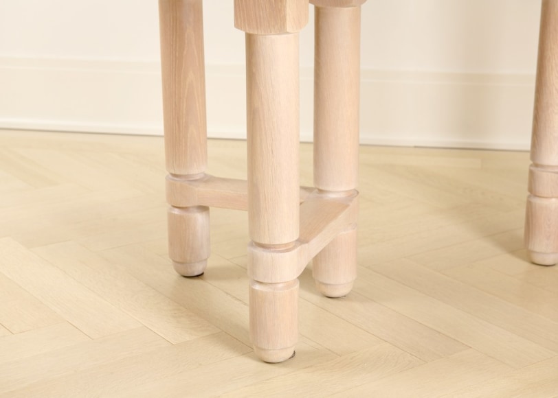 Guillerme et chambron extendable dining room table