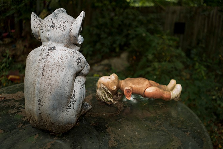 Mike Smith, Green County, Tennessee, 2015, Archival Pigment Print, 24h x 36w in