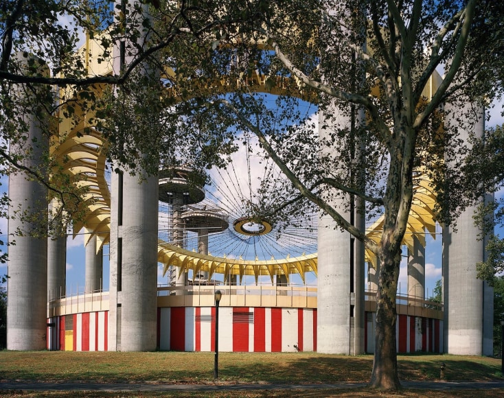 Jade Doskow  New York 1964 World's fair, &quot;Peace Through Understanding,&quot; New York State Pavilion (Fresh Paint), 2017  Archival Pigment Print, Photography