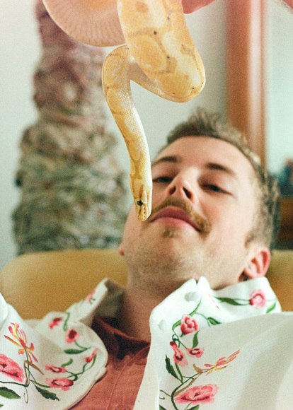 Photographer: Jessica W. Levin for Gossamer