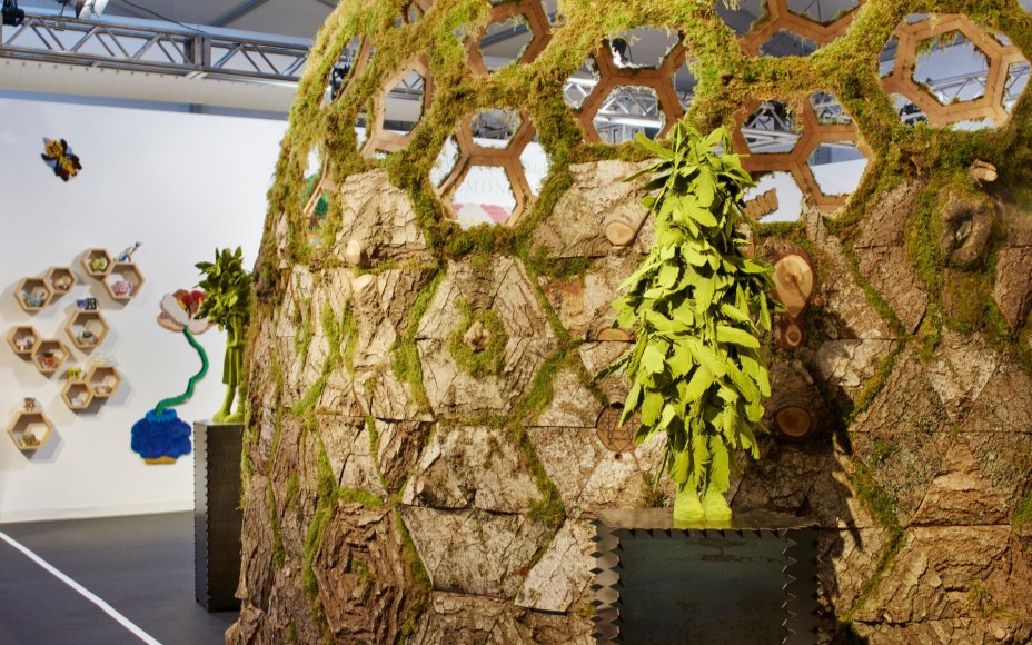 Jason Jacques Gallery&#039;s CEREMONY at Design Miami/ 2021 with artworks by Nick Weddell, Rem Denizen, and Kim Simonsson., PHOTO:COURTESY OF JAMES HARRIS