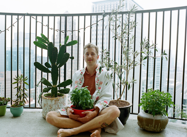 Photographer: Jessica W. Levin for Gossamer