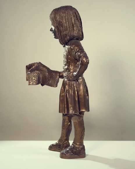 Kim Simonsson, Girl Hiding Bird, 2020