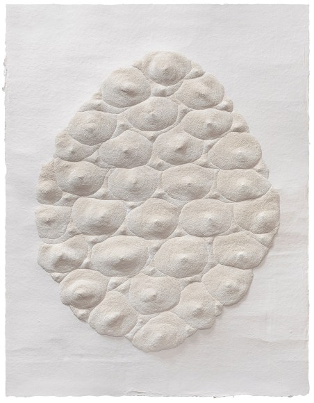 243,000 Pinpricks 243,000 孔