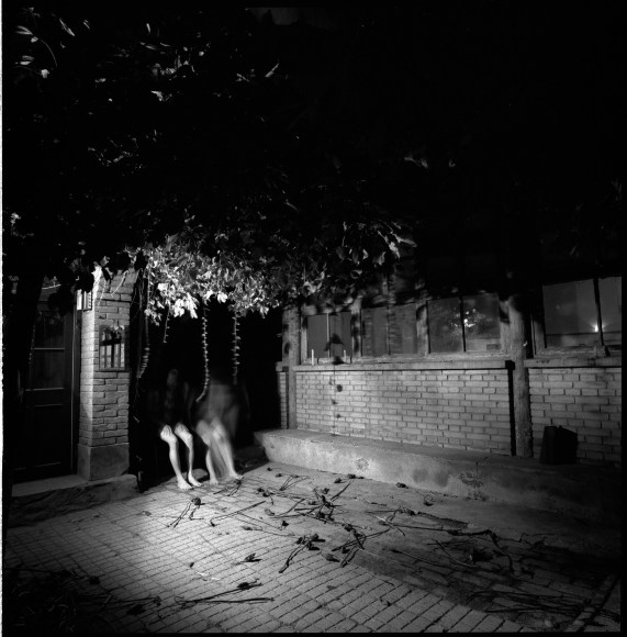六里屯　榮榮&映里　写真集 六里屯- 荣荣和映里- 展览- Chambers Fine Art