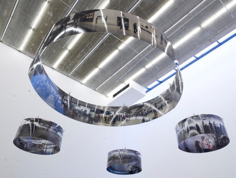 Qiu Zhujie&nbsp;邱志杰, Republic of International Airport&nbsp;国际机场共和国