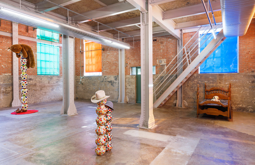 Hadi Falapishi,&nbsp;Young and Clueless