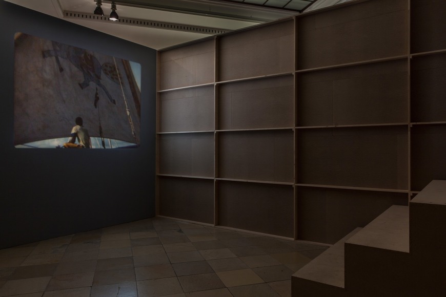 Jo&atilde;o Maria Gusm&atilde;o + Pedro Paiva, Kapsel 05: Jo&atilde;o Maria Gusm&atilde;o &amp;amp; Pedro Paiva. Peacock