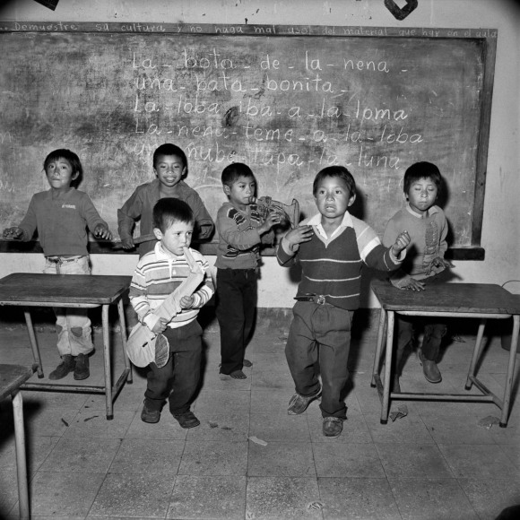 Rosalind Fox Solomon, Guatemala, 1992