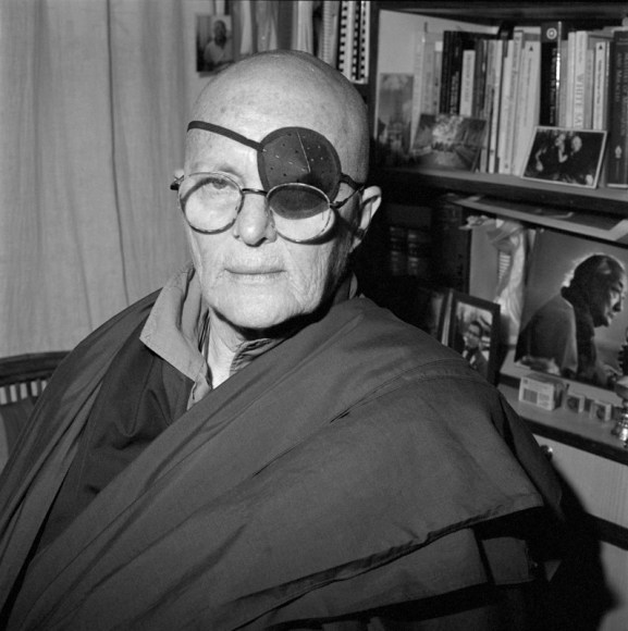 Rosalind Fox Solomon, Nepal, 1998