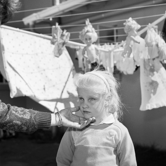 Rosalind Fox Solomon
