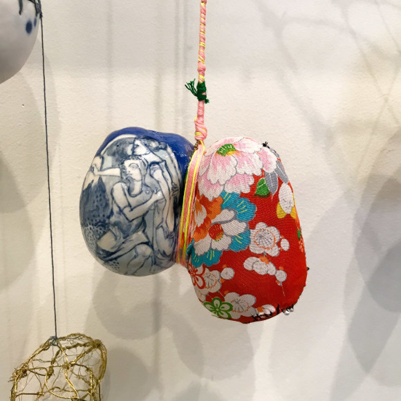 Amanda Humphries, The Double (Butades Shadow Drawing) painted stoneware with thread, fabric and wire 2018