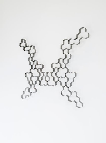 Pedro Tyler, Espejo derecho, 2015. Stainless steel rulers, 84 in. x 103 in.