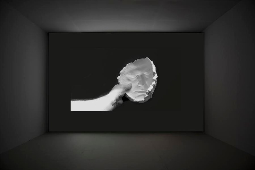 Oscar Mu&ntilde;oz. La mirada del c&iacute;clope, AP1 (Edition of 5 + 2AP), 2002-2009. HD single channel video / no sound. Video: 2:19 min