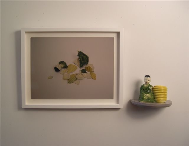 Liliana Porter, Sicardi Gallery installation view, 2006