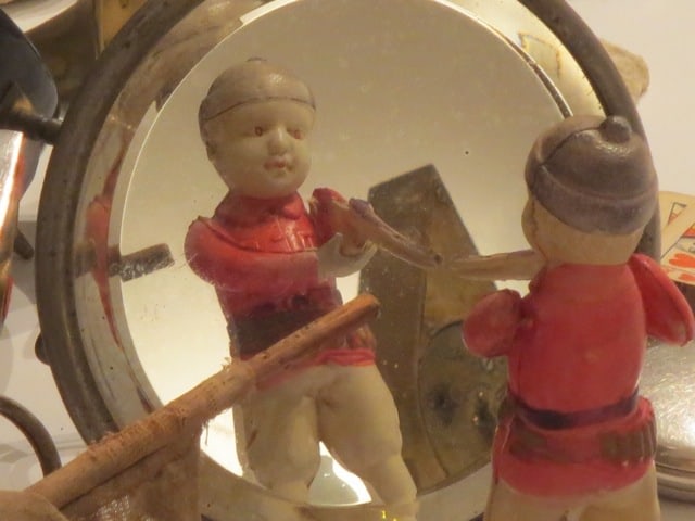 Liliana Porter, installation view of El hombre con el hacha y otras situaciones breves, MALBA-Fundaci&oacute;n Costantini, 2013.