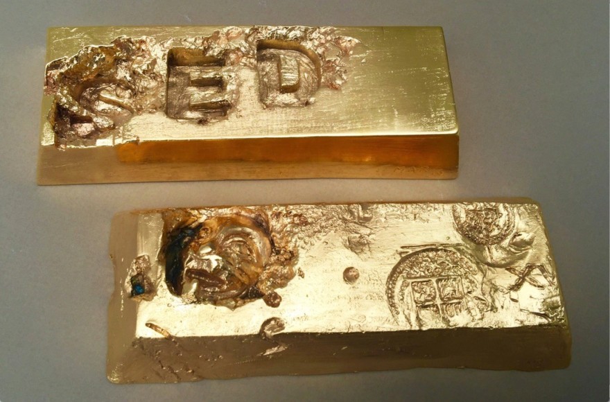 Miguel &Aacute;ngel Rojas. Sed. AP1 [Edition of 3 + 2 AP], 2015. Bronze casted, gold and mercury-plated, 1 1/8 x 7 1/2 x 3 in. (3 x 19 x 7.5 cm.) each