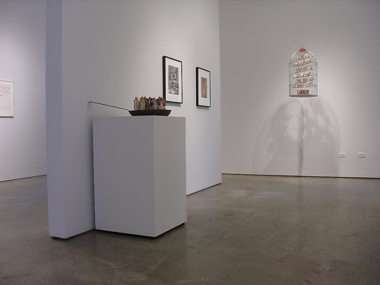 Le&oacute;n Ferrari, Sicardi Gallery installation view, 2009