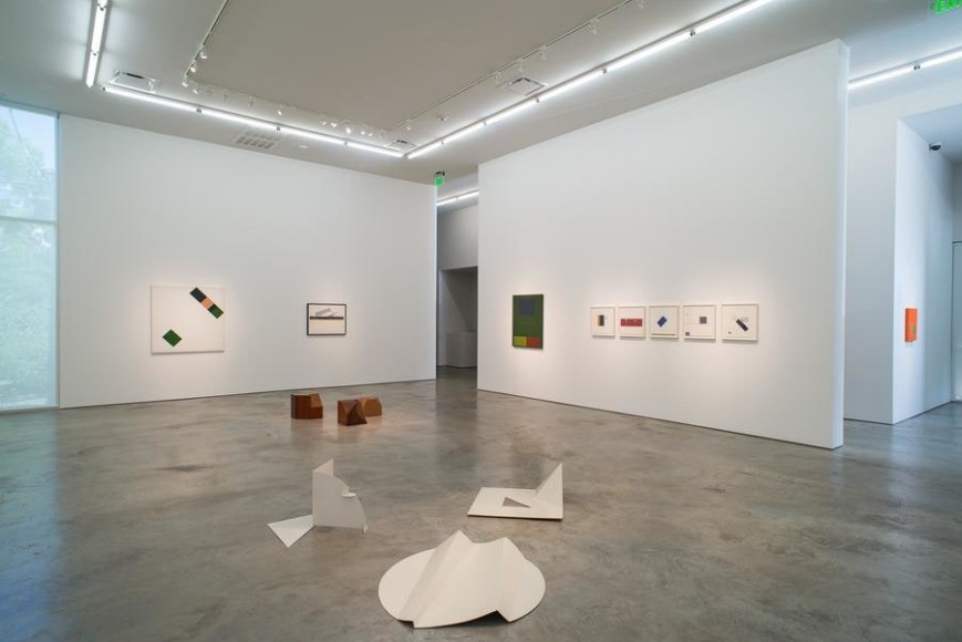 Exhibition, Balance of Duality, Installation view, 2016.