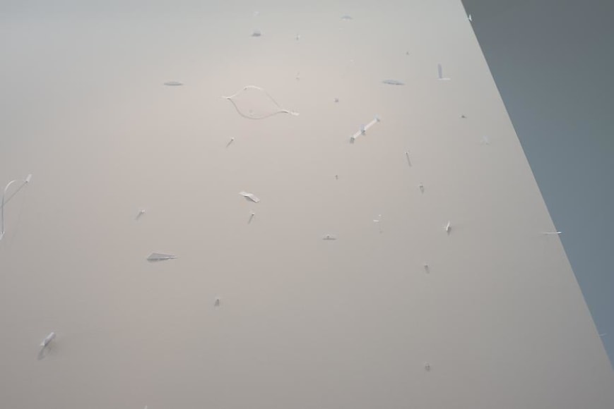 Marco Maggi, fanfold, Installation view, 2013.