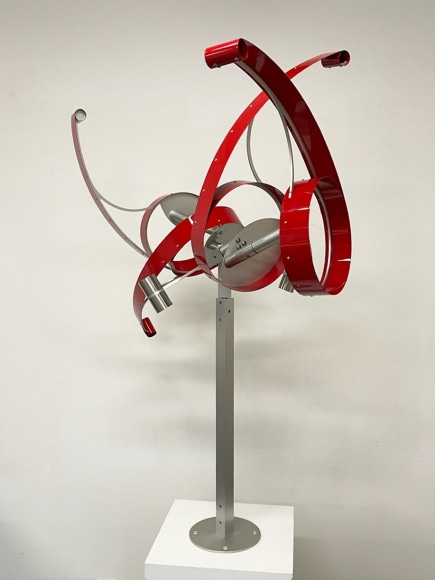 Pedro S. de Movell&aacute;n, AXON, 2023.&nbsp;Anodized aluminum, painted aluminum, stainless steel, 59 in. Max Height x 59 in. Max Swing.&nbsp;