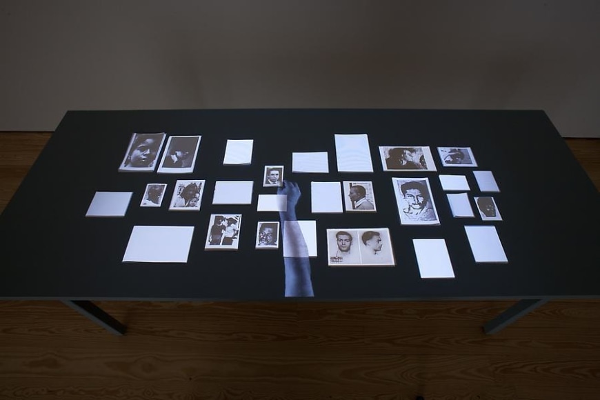 Oscar Mu&ntilde;oz, Installation view, 2012.