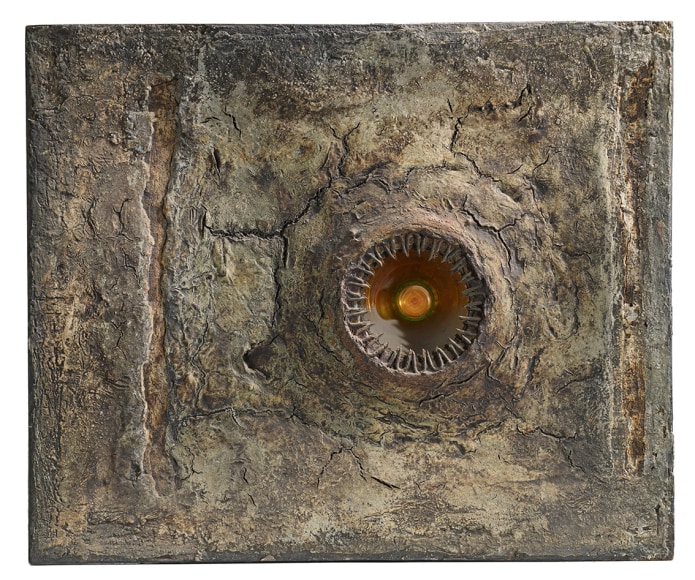 Elsa Gramcko, El Leon verde que devora al Sol [The Green Lion that devours the Sun], 1966. Headlight, diverse materials and mixed media on wood, 23 5/8 x 28 3/8 in.&nbsp;(60 x 72 cm.)