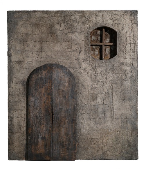 Elsa Gramcko, Sin t&iacute;tulo [Untitled], c. 1965. Cement, car battery cells and mixed media on wood, 33 1/2 x 29 3/8 in.&nbsp;(85 x 74.5 cm.)