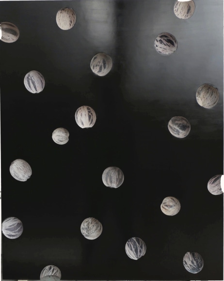 Osculum 19, 2018. Lacquer, gourd cups on MDF, 48 13/32 x 39 11/32 x 2 11/32 in. (123 x 100 x 6 cm.)