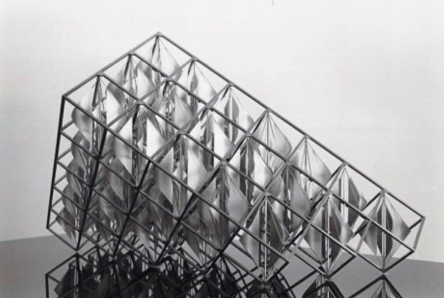 Alejandro Otero,&nbsp;Delta Solar. Ed.4/9 [edition of 9 + AP],&nbsp;1979-2017, Stainless steel,&nbsp;28 3/4 x 39 1/4 x 16 1/2 in. (73 x 99.7 x 41.9 cm.)