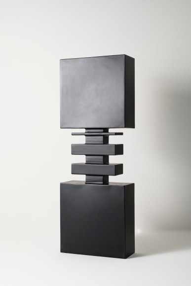 Elsa Gramcko, Sin t&iacute;tulo [Untitled], 1969. Painted iron, 25 9/16 x 11 13/16 x 4 11/16 in.&nbsp;(65 x 30 x 12 cm.)