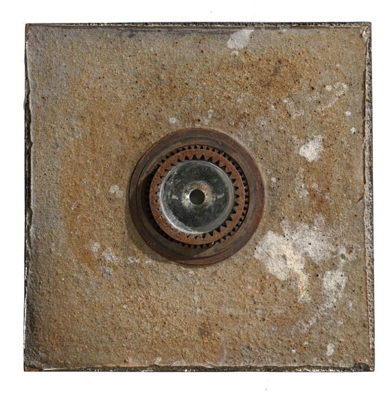 Elsa Gramcko, Certera lumbre [Certain Bright], 1966. Gears, industrial materials and mixed media on wood, 13 3/4 x 13 3/4 x 2 3/8 in. (35 x 35 x 6 cm.)