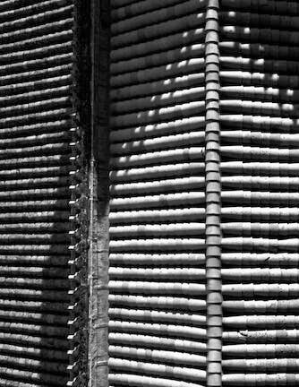 Geraldo de Barros, Grenade,Espagne, 1951/2014. Silver gelatin print, 11 13/16 x 15 15/16 in.