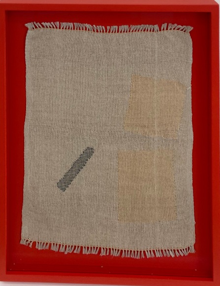 Liz Cohen,&nbsp;Untitled Napkin Weaving # 16A, 2015.&nbsp;Linen, silk,&nbsp;13 3/4 x 18 3/4 in. (34.9 x 47.6 cm.)