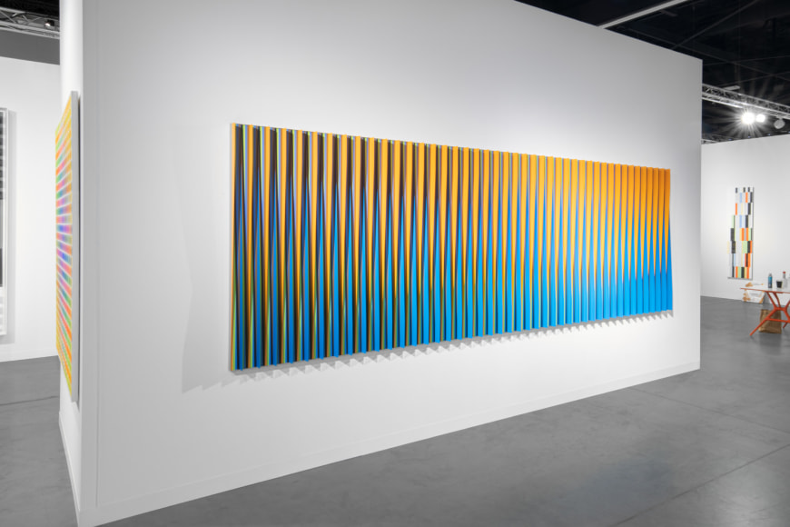 Carlos Cruz-Diez, Physichromie Panam 110 (side view), 2013. Chromography on aluminum, 59&nbsp; x 177 1/8 in.