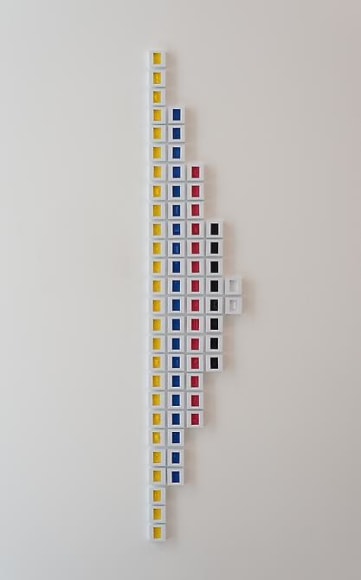 Marco Maggi, Volume, 2013. Cuts and folds on 70 35mm color paper, Dimensions and structure variable.