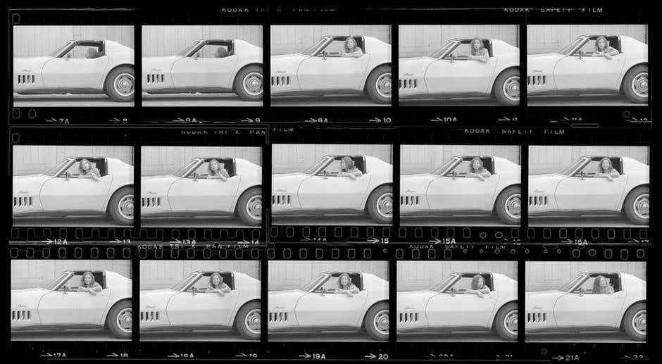Joan Didion. Hollywood. 1968, Contact Sheet 2