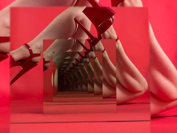  Sarah Meyohas, 	Red Speculation