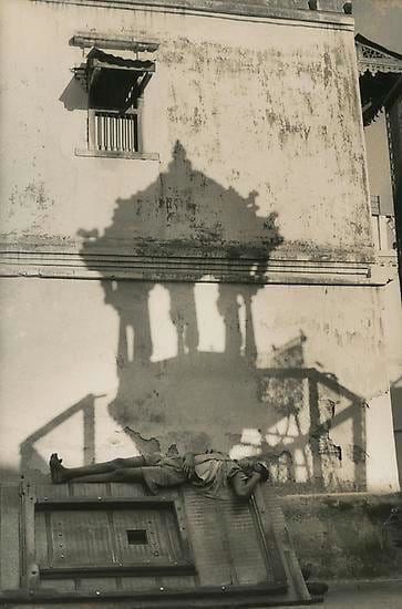Henri Cartier-Bresson, 	India. 1966.