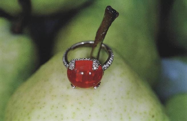 Pomellato Series, 2001