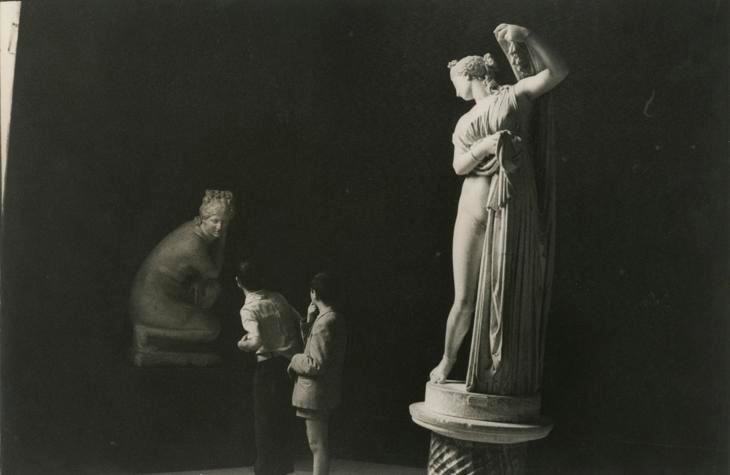 Henri Cartier-Bresson, 	Naples. 1960.