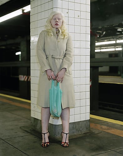 28 (Her Heels). 2009.