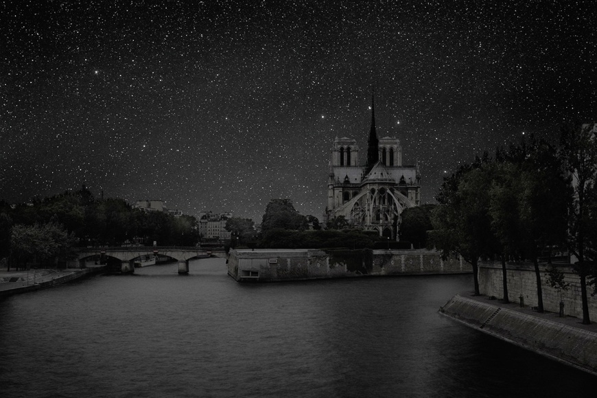 THIERRY COHEN, Paris 48° 51’ 03’’ N 2012-07-19 lst 19:46 (Notre Dame)