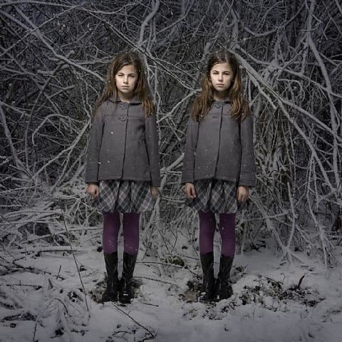 Tereza Vlckova. TWO. 2010. 19 x 19 inch pigment print.