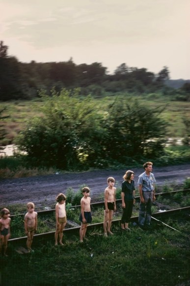Paul Fusco , From the "RFK Funeral Train", 1968 